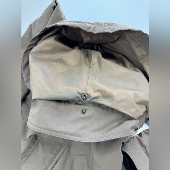 L.L. Bean VTG Wool Lined Waterproof Hooded Trench Coat Womens Medium Petite - Picture 12 of 14